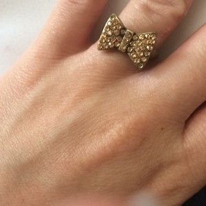 Cute rhinestone LC pink shiny bow gold ring